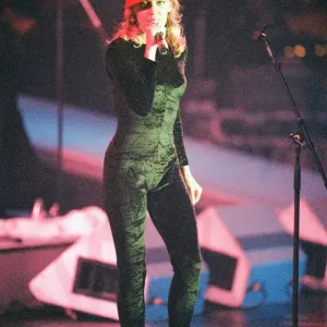 Kylie Minogue, en concert, Enjoy Yourself Tour, La Cigale, Paris, France.