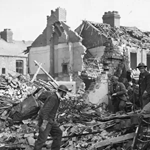 De La Pole Avenue in Hull, Yorkshire, during the blitz of World War Two