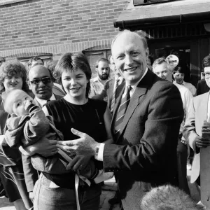 Labour Leader Neil Kinnock Print 22nd September 1987 Labour Leader Neil Kinnock Print 22nd September 1987