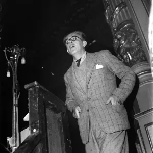 Labour Party Conference 1952 Richard Crossman addresses conference