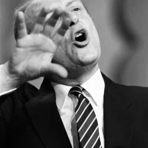 Labour Party conference, Bournemouth. Leader Neil Kinnock delivers a speech Labour Party conference, Bournemouth. Leader Neil Kinnock delivers a speech