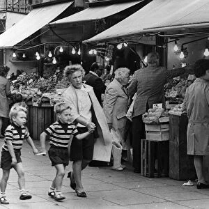 Mill Lane Fruit Market, Cardiff, Wales, Thursday 12th August 1971