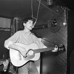 Lead singer with the Skiffle Gamblers performing on stage at the Old Eden Saloon Berlin