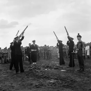 Lee-Enfield Rifle No. 4, buried with full military honours at Bisley, Surrey, England Lee-Enfield Rifle No. 4, buried with full military honours at Bisley, Surrey, England