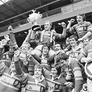 Leeds RLFC celebrating their 16 - 7 victory over Widnes in the Rugby League Cup Final at