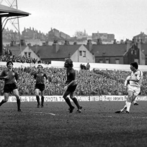 Leeds United 1 v. Sunderland 0. Division One Football. February 1981 MF01-33-027