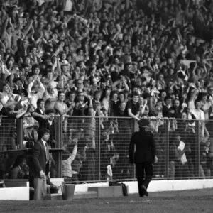 Leeds United 2. v. Brighton and Hove Albion 1. Division 1 Football. May 1982 MF07-01-053 Leeds United 2. v. Brighton and Hove Albion 1. Division 1 Football. May 1982 MF07-01-053