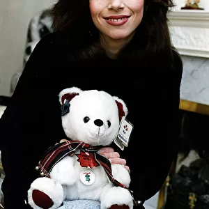 Lena Zavaroni singer white teddy bear