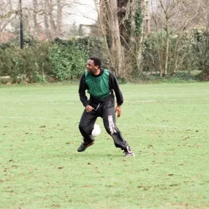 Lenny Henry training with Reading FC. 28th March 1991 Lenny Henry training with Reading FC. 28th March 1991