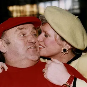 Les Dawson Comedian with wife having a cuddle after leaving Hospital