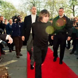 Liam Gallagher d'Oasis arrive à l'hôtel The Park Lane pour les Q Awards.