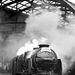 Lib - The departure of the 1926 Lord Nelson class steam engine from Newcastle Central