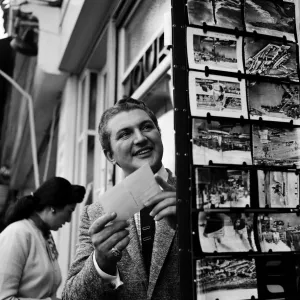 Liberace during his visit to Southampton. 25th September 1956 Liberace during his visit to Southampton. 25th September 1956