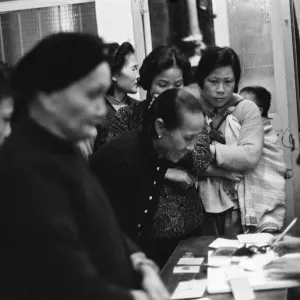 Life in 1960s Colonial Hong Kong, with a rapidly growing population of more than 4 Life in 1960s Colonial Hong Kong, with a rapidly growing population of more than 4
