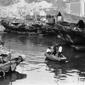Life in 1960s Colonial Hong Kong, with a rapidly growing population of more than 4 Life in 1960s Colonial Hong Kong, with a rapidly growing population of more than 4