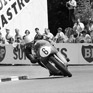 Lightweight 250cc race, Isle of Man. Gary Hocking. 4th June 1962