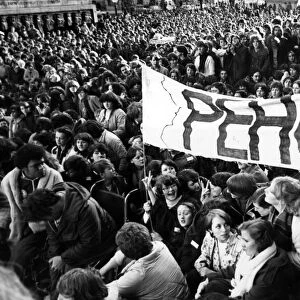 Lime Street filled with fans of all ages for a tribute to John Lennon. 27th December 1980