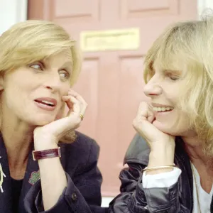 Linda McCartney, wife of fomer Beatle Paul McCartney, has a chat with her friend Carla Linda McCartney, wife of fomer Beatle Paul McCartney, has a chat with her friend Carla
