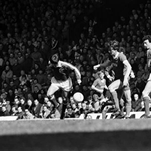 Liverpool 0 v. Sunderland 1. Division One Football. May 1981 MF02-27-035