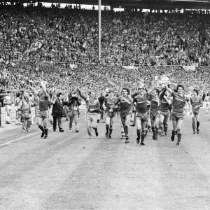 A combined team photograph of Liverpool and Everton after the FA... News Photo - Getty Images