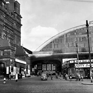 Liverpool Lime Street Station. February 1953 P008114