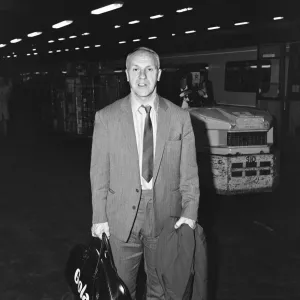 Liverpool manager Bill Shankly arrives at Euston Station Liverpool manager Bill Shankly arrives at Euston Station