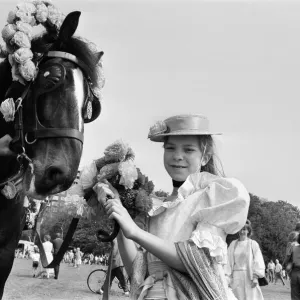 Liverpool May Horse Parade, Saturday 9th May 1987. Behind the scenes, Preparation Liverpool May Horse Parade, Saturday 9th May 1987. Behind the scenes, Preparation