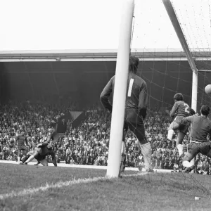 Liverpool v Chelsea Division One Football 8th August 1969 Ian St John scores
