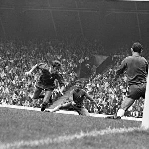 Liverpool v Chelsea Division One Football 8th August 1969 Geoff Strong heads