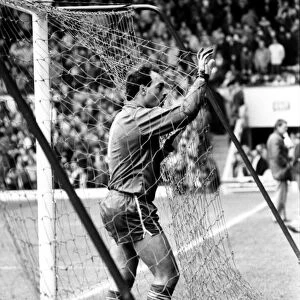 Liverpool v. Tottenham Hotspur. March 1984 MF14-19-003 Liverpool goalkeeper Bruce