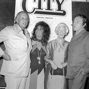 Liz Taylor and Richard Burton attended the film city festival at the Round House Camden