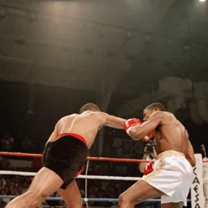Lloyd Honeyghan vs Marlon Starling Print - WBC Welterweight Title Fight Lloyd Honeyghan vs Marlon Starling Print - WBC Welterweight Title Fight