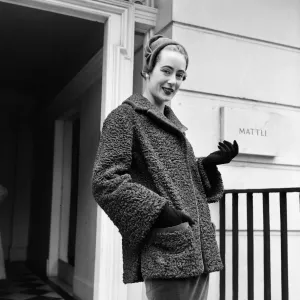 London fashion fortnight. 25th July 1955 London fashion fortnight. 25th July 1955
