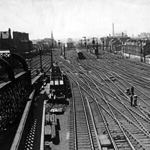 Looking along the line from Central Station, Glasgow, on a normal sunday. 1948