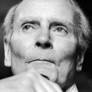 Lord Laurence Olivier at the Garrick Club Print 7th December 1981 Lord Laurence Olivier at the Garrick Club Print 7th December 1981