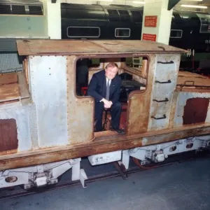 Lou Avis of Siemens Electronics takes a look at the 1909 Siemens engine being restored