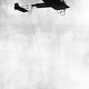 Louis Bleriot crossing the channel. July 25th 1909 Louis Bleriot crossing the channel. July 25th 1909
