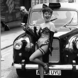 Lulu in London Taxi Print June 1985