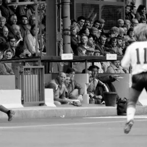 Luton 4 v. Liverpool 1. Division One Football. October 1986 LF20-16-077