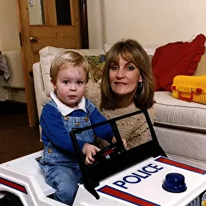 Lynn Stapleton tv presenter and wife of John Stapleton with her son