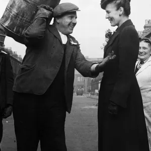 Making a polling day tour of her Fulham constituency. Dr Edith Summerskill Making a polling day tour of her Fulham constituency. Dr Edith Summerskill