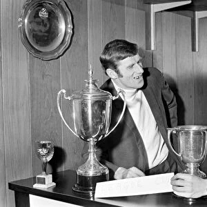 Making room for another trophy, Ian Bowyer and skipper Tony Book show where the League