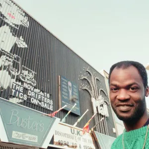 Print of The Mall Nightclub in Stockton, November 1992