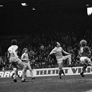 Manchester City 1 v. Nottingham Forest 1. Febuary 1981 MF01-24-070