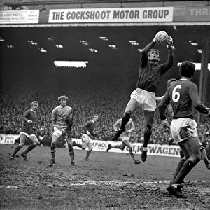 Manchester City 4 v. Manchester United 0. Stephey saves. November 1969 Z11131