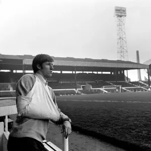 Manchester City player Colin Bell unfit for the big derby match with Manchester United Manchester City player Colin Bell unfit for the big derby match with Manchester United