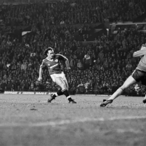 Manchester United 2-0 Arsenal, Old Division One, Old Trafford, January 24th 1987 Manchester United 2-0 Arsenal, Old Division One, Old Trafford, January 24th 1987