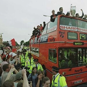 Manchester United Football Team Celebrations May 1999 Manchester United home coming