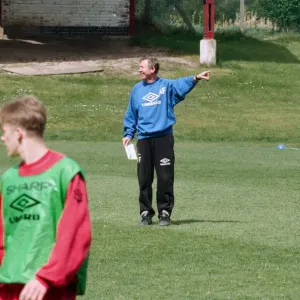 Manchester United in training. 12th May 1995 Manchester United in training. 12th May 1995