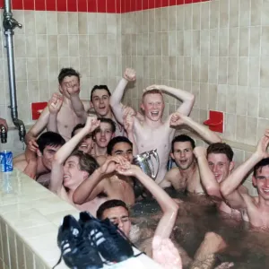 Manchester United Youth Team Celebrate in the Bath Print May 1992 Manchester United Youth Team Celebrate in the Bath Print May 1992